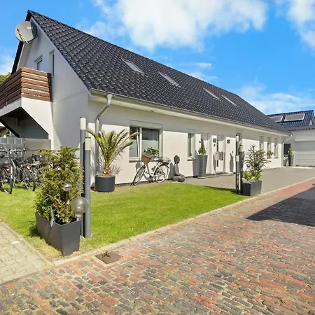 Margaretenhof 4 *